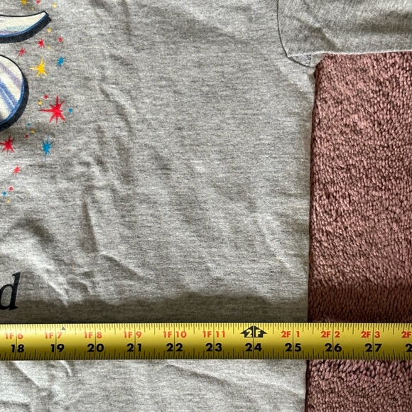 Disney Gray Mickey Mouse Short Sleeve‎ Tee - Picture 6 of 6